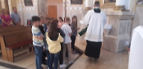 Poświęcenie tornistrów i przyborów szkolnych na rozpoczęcie nowego roku szkolnego oraz poświęcenie książeczek dzieciom przygotowującym się do I Komunii, 22.09.2024